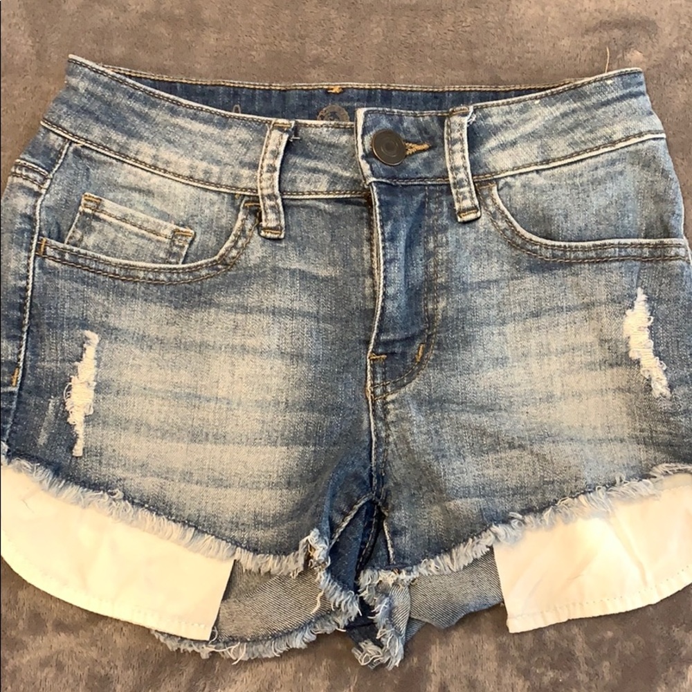 light wash jean shorts